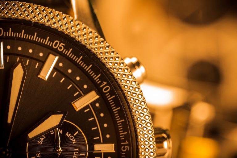 Vintage Watches Are the Timeless Timepieces You Need - ArticleCity.com