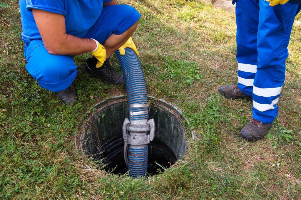 How Do I Choose the Best Septic Tank for My Household?